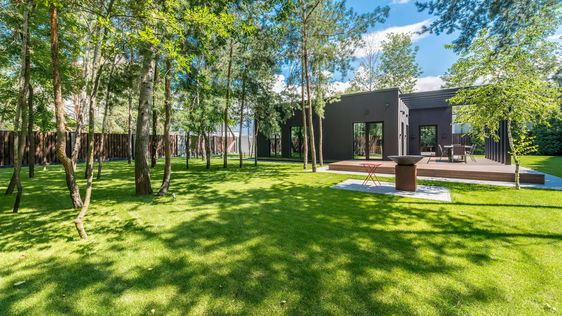 house and lawn image